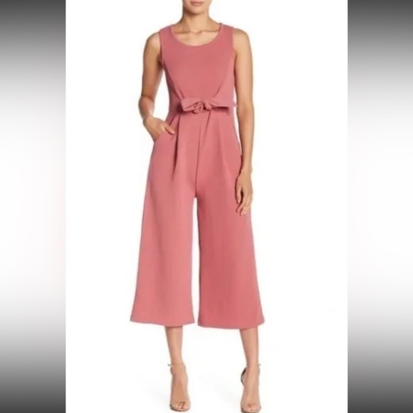 Romeo & Juliet Couture Pants - Romeo and Juliet Wide Leg Ankle Jumpsuit Medium